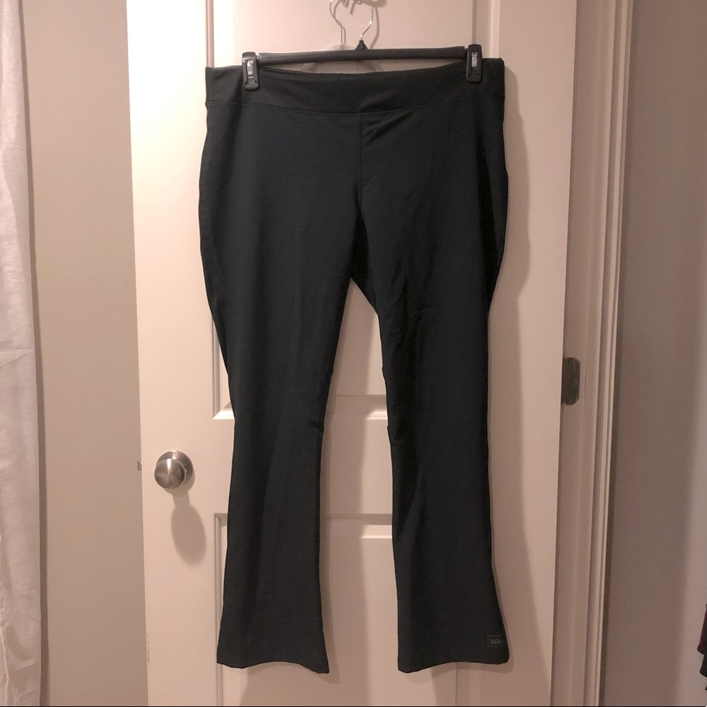 REI insulated active wear pants
